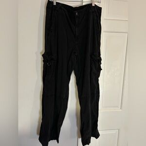 AE Dreamy Drape Stretch Cargo Super High-Waisted Baggy Wide-Leg Pant